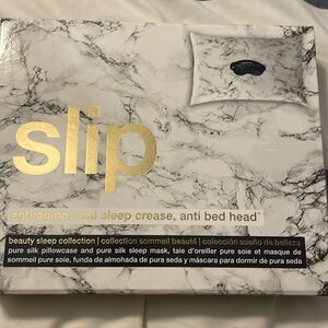 Slip beauty, sleep collection, pure silk, pillowcase, and pure silk Sleep mask.